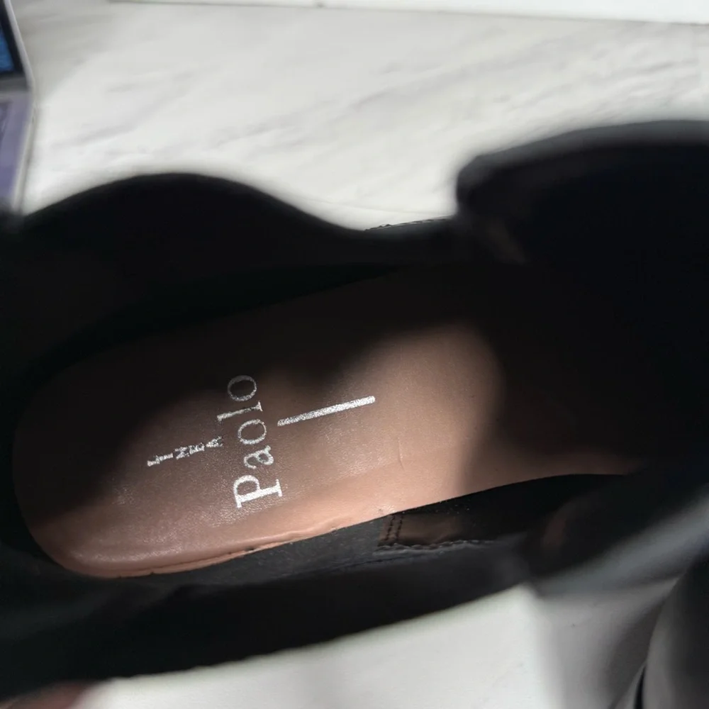 Linea Paolo Black Chelsea Bootie 6M